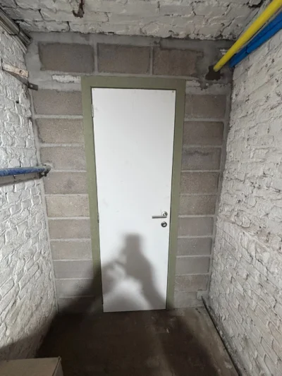 Resultaat van een complete kelderrenovatie en professionele rioleringswerken in Schaarbeek door Elsa Bouw